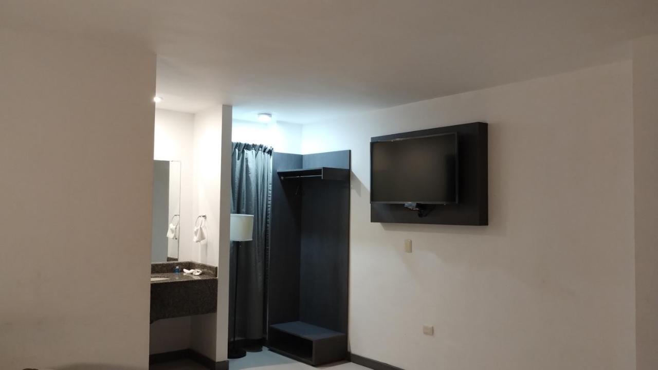 Hotel El Rancho Sabinas Hidalgo Kültér fotó